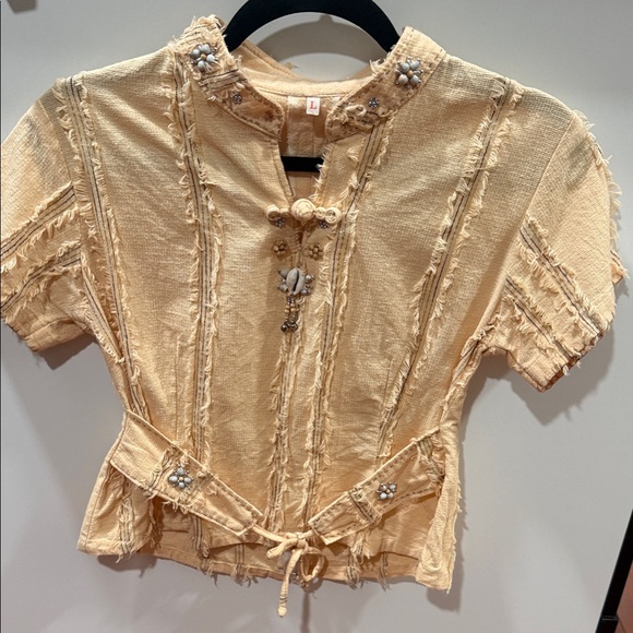 Buckle Tops - Buckle Tan Embellished Short Sleeve Blouse